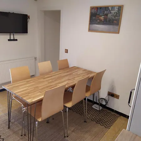 Handwerkerwohnung, Ferienwohnung In Weisslensburg Appartement